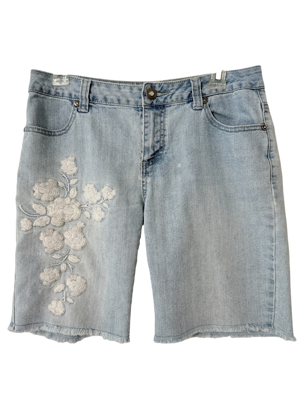 Light Wash Denim White Embroidered Floral Bermuda Shorts 32” Waist Size 6